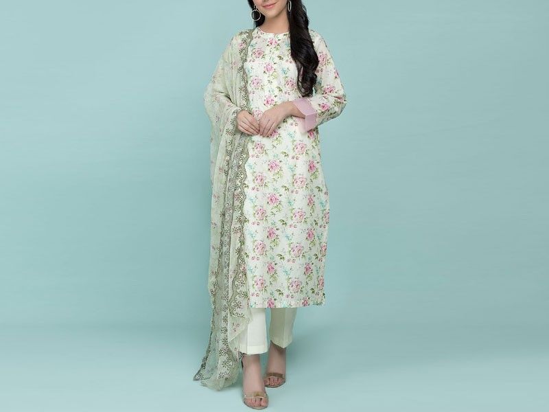 Ladies EID Collection, Eid Dresses Designs 2024 in Pakistan