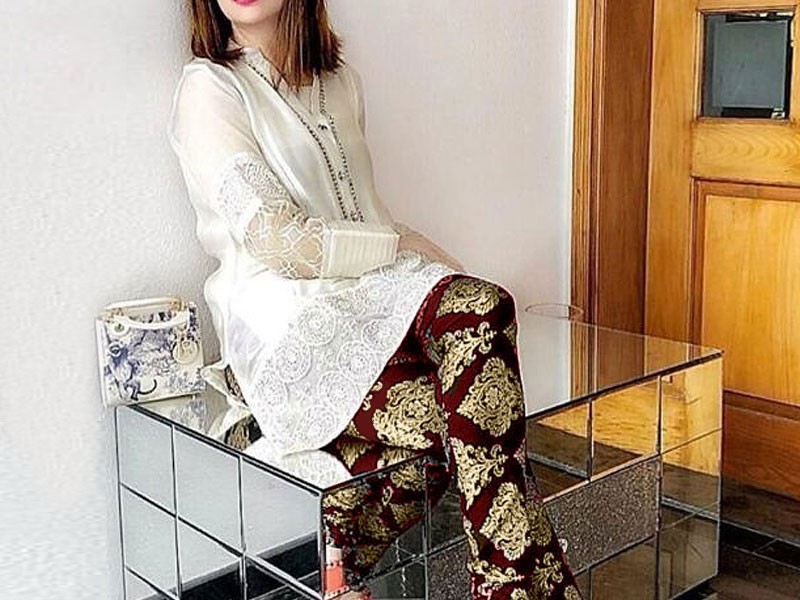 Ladies EID Collection, Eid Dresses Designs 2024 in Pakistan