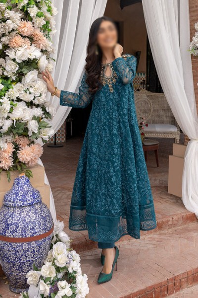 Azure Luxury EID & Party Wear Collection 2022 | PakStyle Fashion Blog
