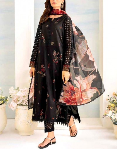 Heavy Embroidered Black Lawn Dress 2025 